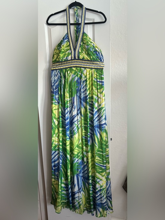 BCBGMaxAzria Dresses & Skirts - BCBGMaxAzria Green and Blue Backless Halter Maxi Dress